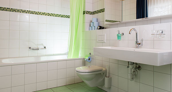 Badezimmer im Gästehaus Fürlauwi Meien